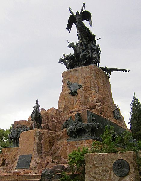 Monumento al Ejército de Los Andes